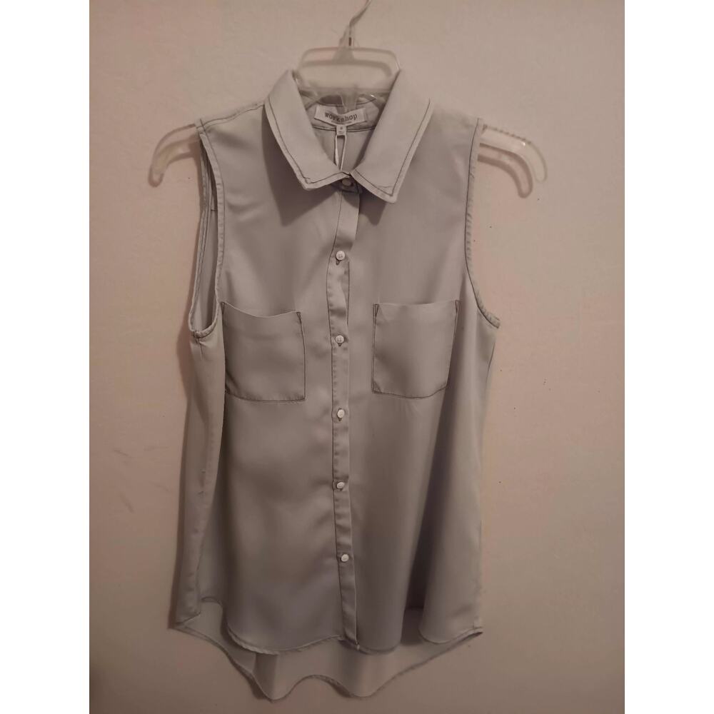 Workshop Blouse, Women’s Size Small, Sleeveless, Light Wash Button Up NWT $58